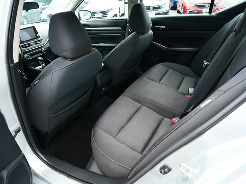 Used 2021 Nissan Altima 2.5 SV w/ SV Premium Package FWD image 20