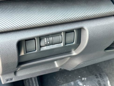 New 2026 Subaru Crosstrek 2.5i AWD/4WD image 10