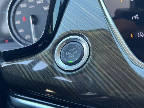 Used 2021 Cadillac XT6 Premium Luxury w/ Platinum Package image 24