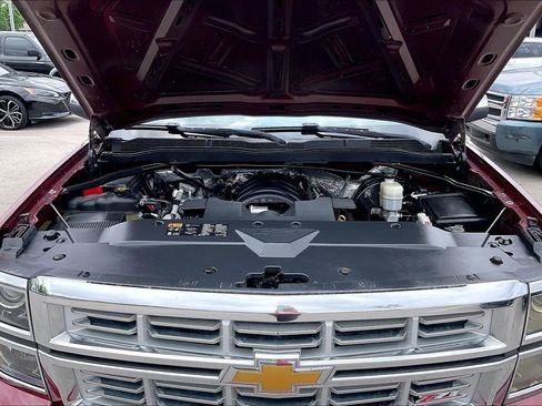 Used 2015 Chevrolet Silverado 1500 LTZ Z71 w/ LTZ Plus Package AWD/4WD image 12