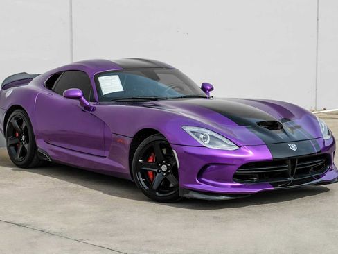 Used 2013 SRT Viper GTS w/ GTS Laguna Interior Pkg image 6