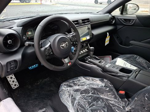 New 2026 Toyota GR86 Premium image 8