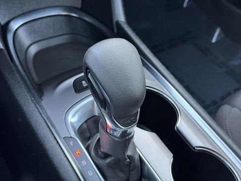 Used 2024 Chevrolet Malibu LT image 17