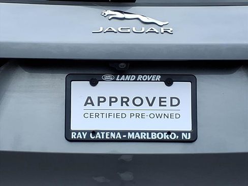 Certified 2024 Jaguar F-PACE R-Dynamic S image 19