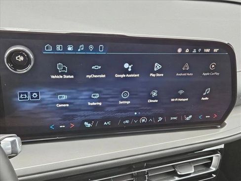 New 2026 Chevrolet Traverse LT image 12