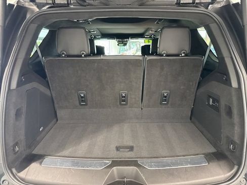 Used 2023 Cadillac Escalade Sport Platinum w/ LPO, ONYX Package AWD/4WD image 15