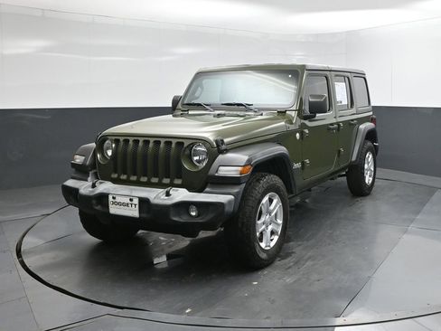 Used 2021 Jeep Wrangler Unlimited Sport AWD/4WD image 30