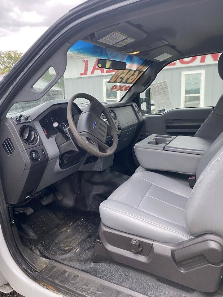 Used 2011 Ford F350 XL w/ Snow Plow Prep Pkg AWD/4WD image 8