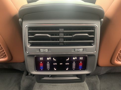 New 2026 Audi Q8 Premium Plus image 35