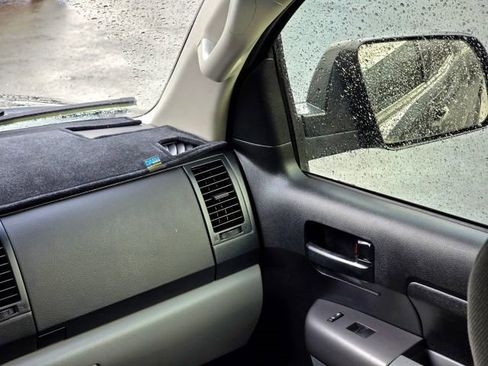 Used 2013 Toyota Tundra 4x4 Double Cab image 20