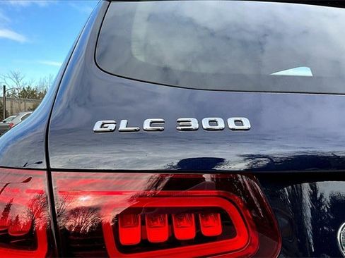 Certified 2021 Mercedes-Benz GLC 300 4MATIC image 24