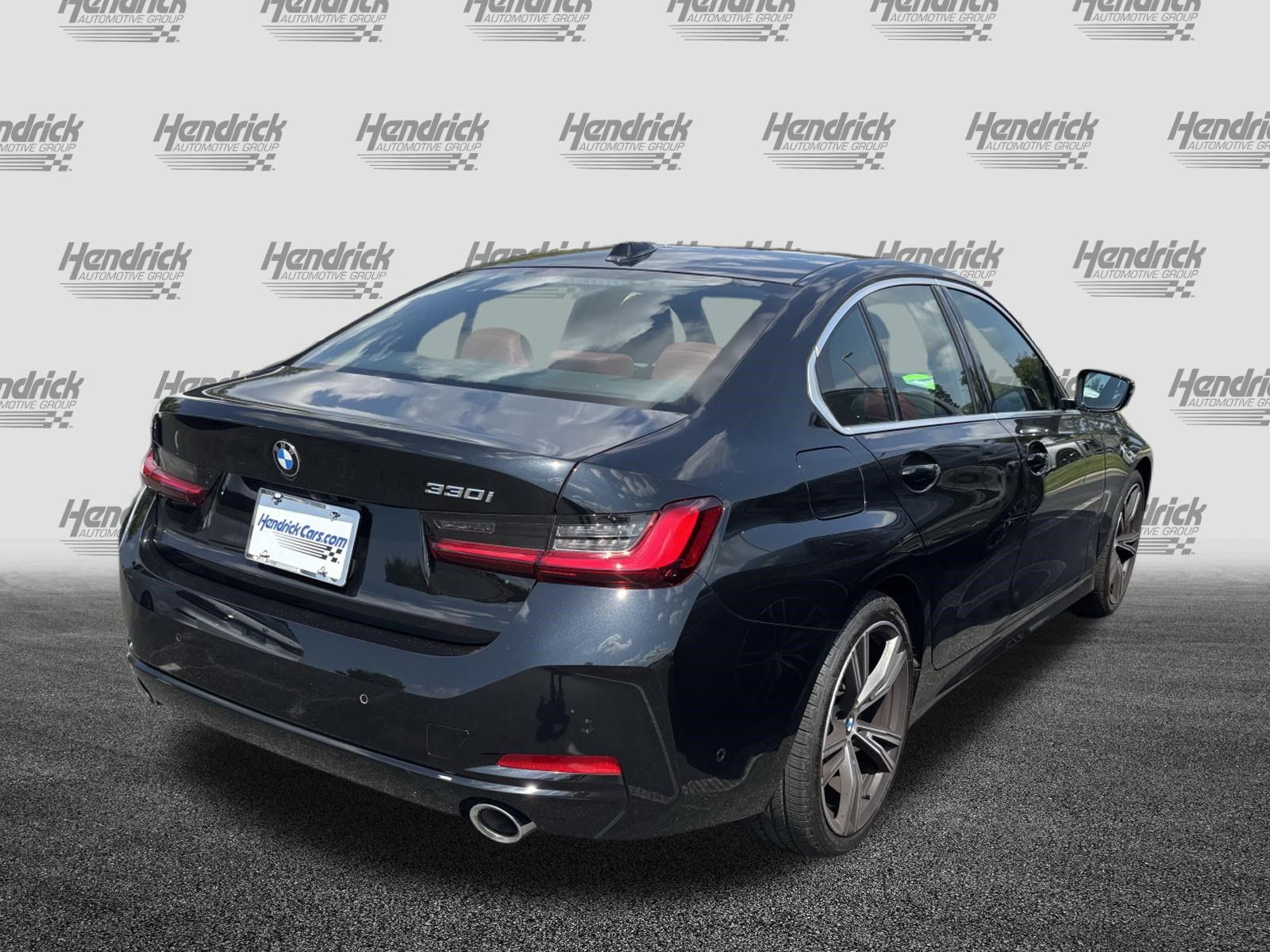 Used 2024 BMW 330i Sedan w/ Premium Package RWD image 11