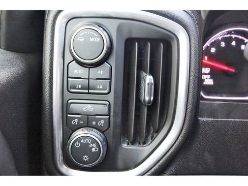 Used 2021 Chevrolet Silverado 1500 LT w/ Texas Edition Plus AWD/4WD image 23