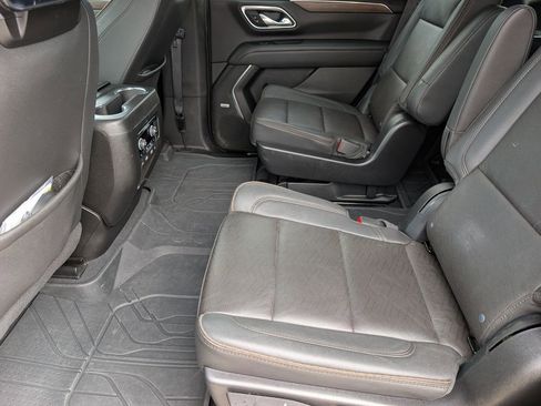Used 2023 Chevrolet Tahoe High Country w/ Advanced Technology Package AWD/4WD image 19