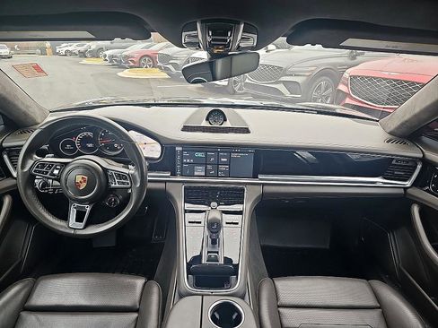 Used 2020 Porsche Panamera Turbo w/ Sport Package image 35