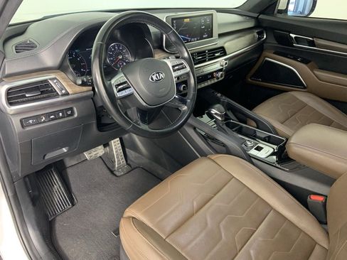 Used 2020 Kia Telluride SX w/ SX Prestige Package image 34