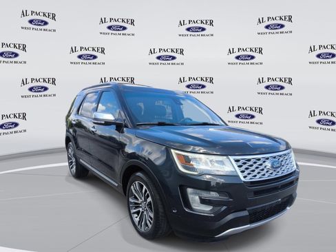 Used 2017 Ford Explorer Platinum AWD/4WD image 8