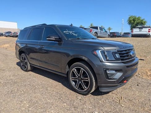 Certified 2021 Ford Expedition Limited AWD/4WD image 4