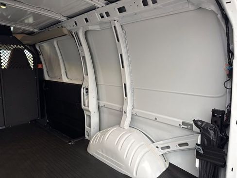 New 2025 GMC Savana 2500 w/ Communications Package image 20