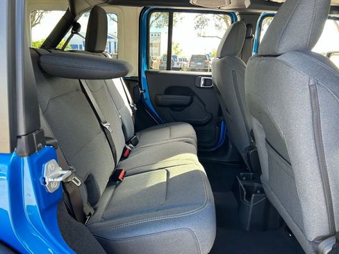 New 2026 Jeep Wrangler Unlimited Sport image 32