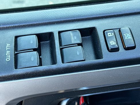 Used 2022 Toyota 4Runner SR5 image 11