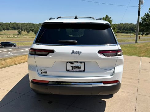 Used 2025 Jeep Grand Cherokee L Limited w/ Trailer Tow Package AWD/4WD image 5