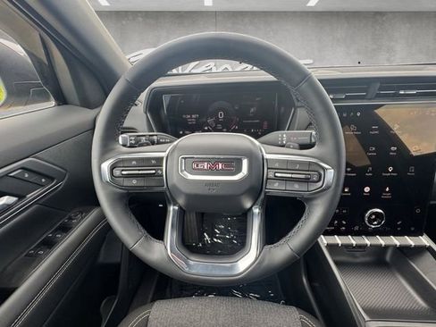 Certified 2025 GMC Terrain Elevation w/ Black Edition AWD/4WD image 21