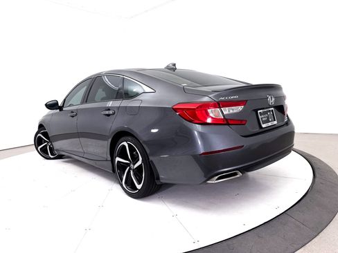 Used 2020 Honda Accord Sport image 2