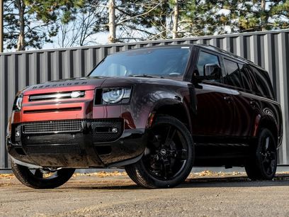 New 2025 Land Rover Defender 130 X-Dynamic SE