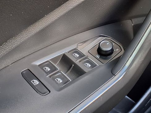 Used 2021 Volkswagen Jetta GLI Autobahn w/ GLI Autobahn Black Package image 10