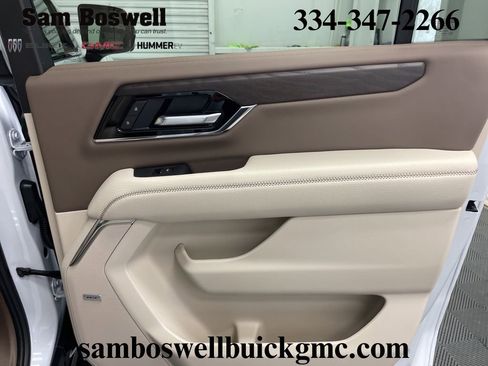 New 2026 GMC Yukon XL Denali w/ Denali Reserve Package RWD image 35
