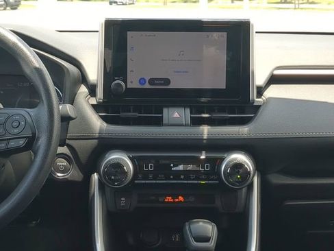 Certified 2025 Toyota RAV4 XLE AWD/4WD image 18