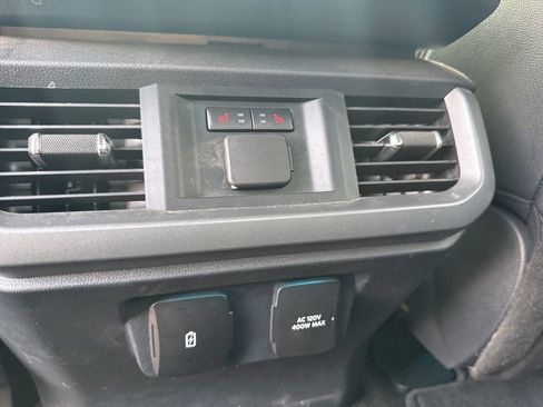 Used 2022 Ford F150 Lariat w/ Equipment Group 502A High image 52