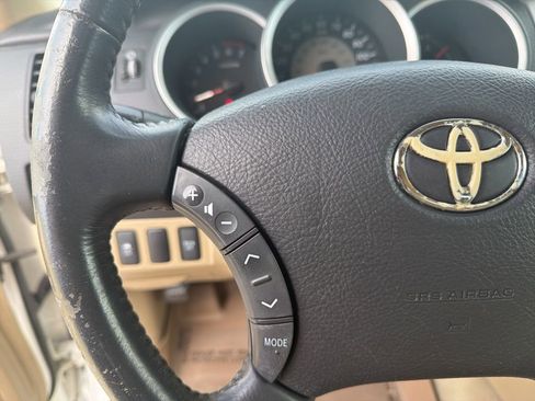 Used 2009 Toyota Tacoma PreRunner image 21