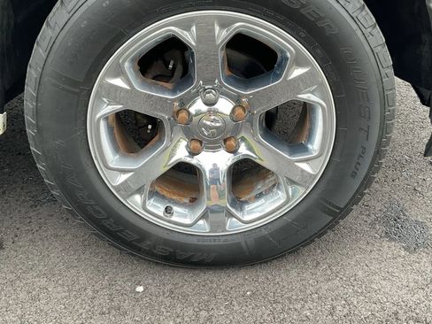 Used 2017 RAM 1500 Limited image 13