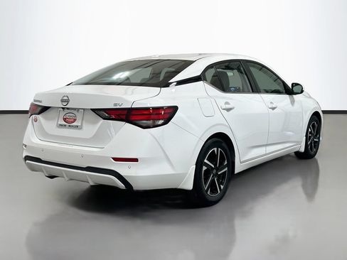 Used 2024 Nissan Sentra SV FWD image 4