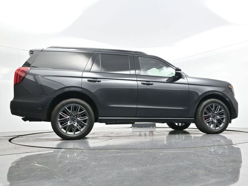 Used 2025 Ford Expedition Platinum w/ Stealth Performance Package image 63
