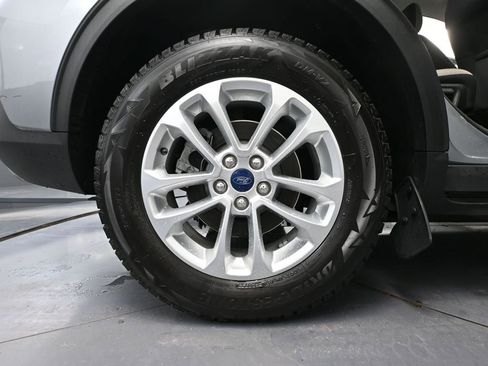 Used 2022 Ford Escape SE w/ Convenience Package FWD image 16