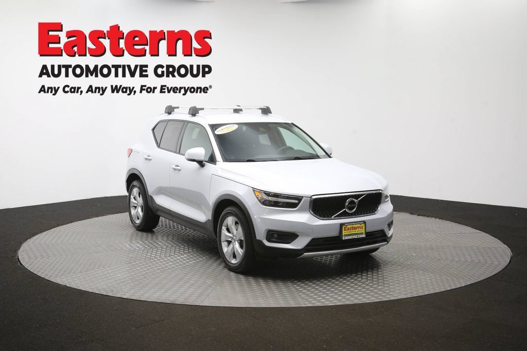 Used 2021 Volvo XC40 T4 Momentum FWD image 50