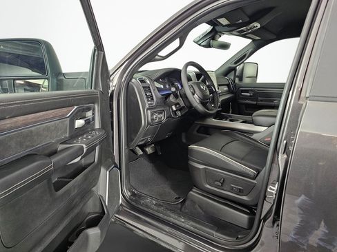 New 2026 RAM 2500 Laramie w/ Night Edition AWD/4WD image 23