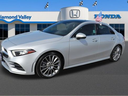 Used 2021 Mercedes-Benz A 220 image 3