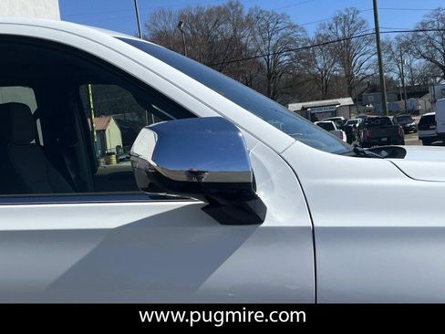 Used 2024 Chevrolet Tahoe Premier w/ Premium Package 2 image 8