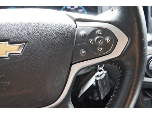 Used 2022 Chevrolet Colorado LT w/ Safety Package RWD image 19