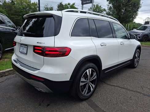 Used 2026 Mercedes-Benz GLB 250 4MATIC image 6