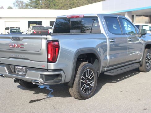 New 2026 GMC Sierra 1500 AT4 w/ AT4 Premium Package image 7