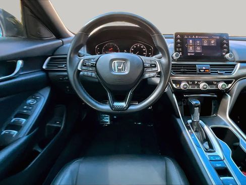 Used 2021 Honda Accord Sport image 6