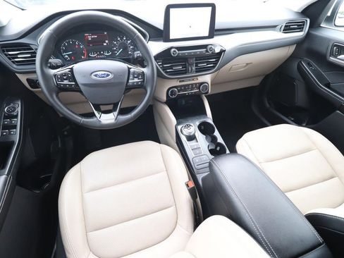 Used 2022 Ford Escape SEL FWD image 6