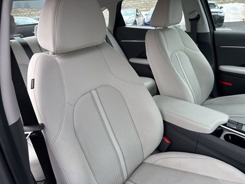 Used 2023 Hyundai Sonata SEL w/ Winter Weather Package image 22