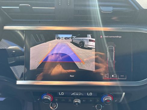 Certified 2025 Audi Q3 2.0T Premium w/ Convenience Package image 25