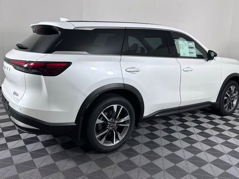 Certified 2026 INFINITI QX60 Pure w/ Cargo Package image 7